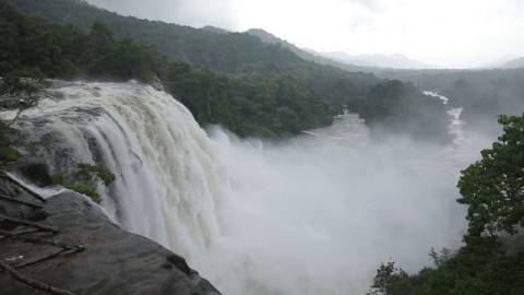 Slow-motion video of Athirappilly Waterfalls, Thrissur