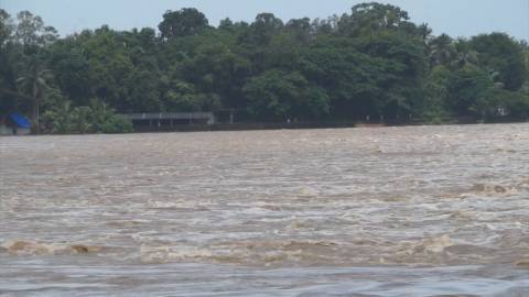 Bharathappuzha River overflowing during Kerala floods 2018