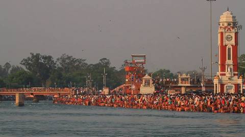 Hundreds of devotees taking a dip in River Ganga, Haridwar