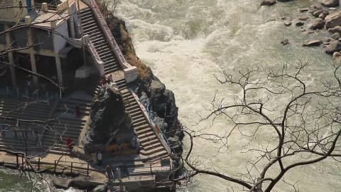 Riverside temple at Rudraprayag, Uttarakhand